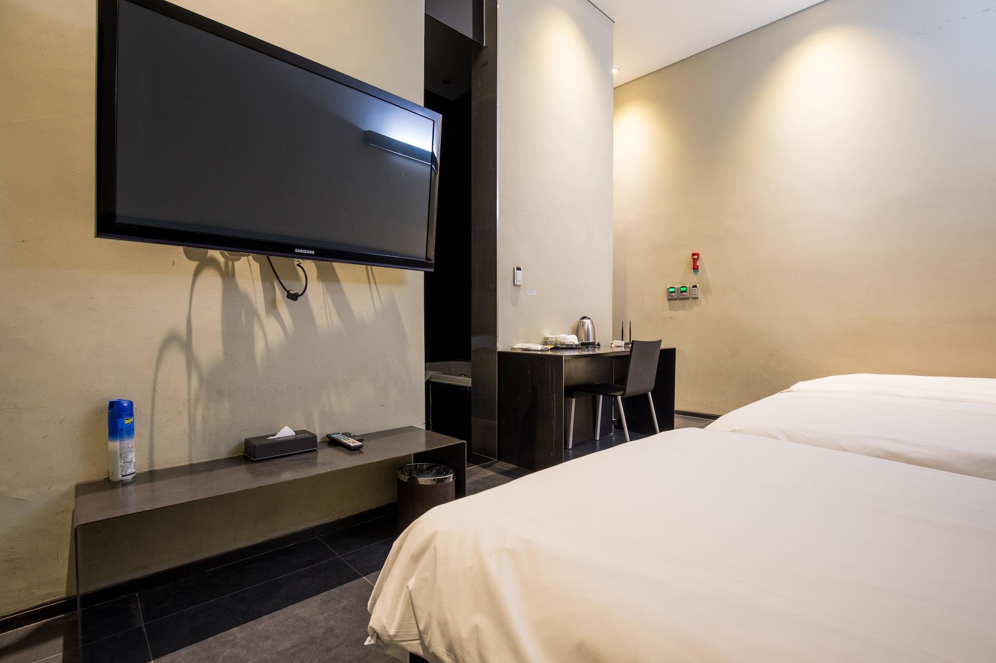 Hotel Irene Myeongdong Сеул Екстериор снимка