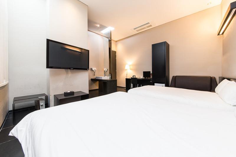 Hotel Irene Myeongdong Сеул Екстериор снимка
