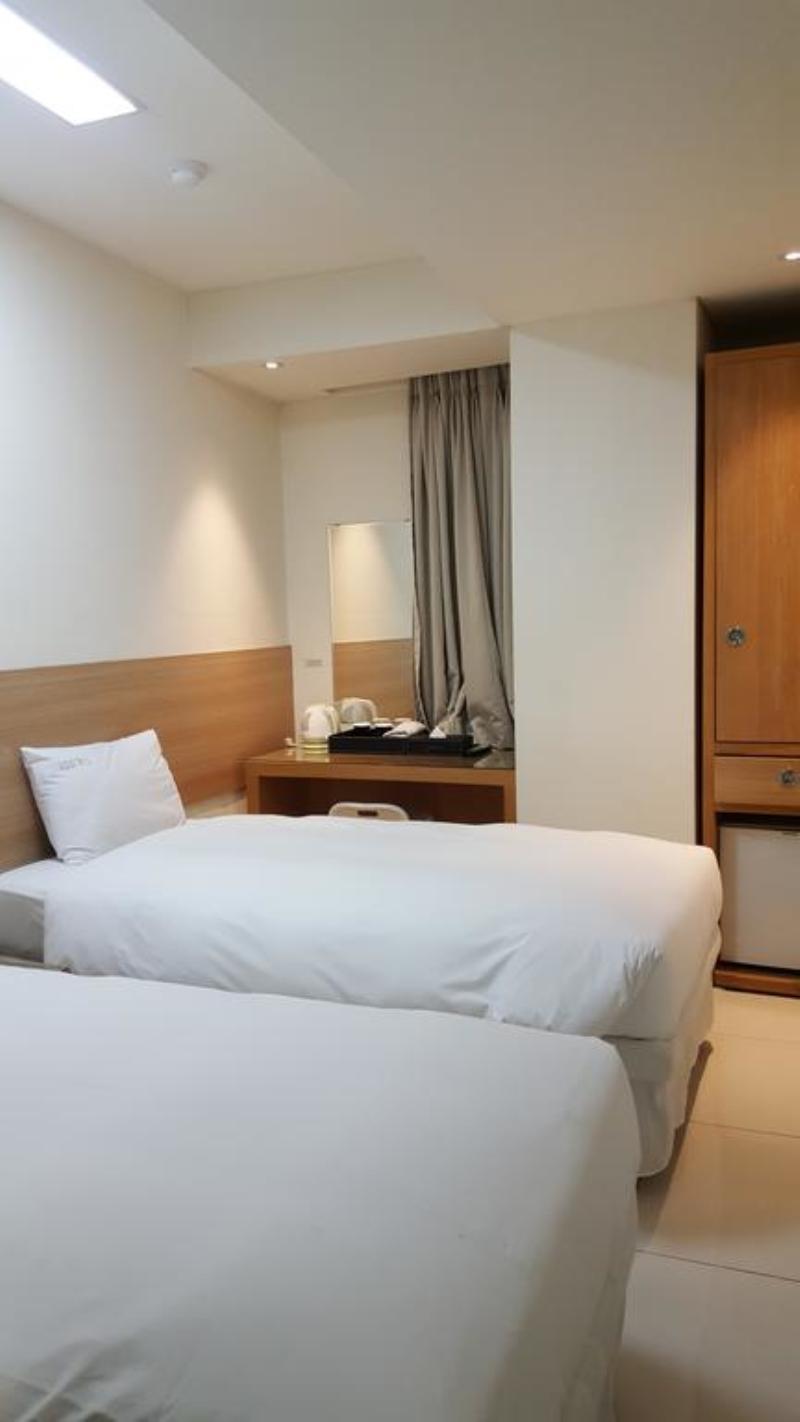 Hotel Irene Myeongdong Сеул Екстериор снимка